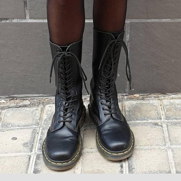 Dr. Martens 1914 Smooth Leather Tall Boots - Picture 2 of 7
